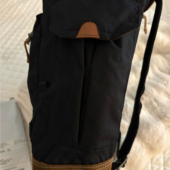 Eddie Bauer Black and Tan unisex Backpack - Picture 2 of 9